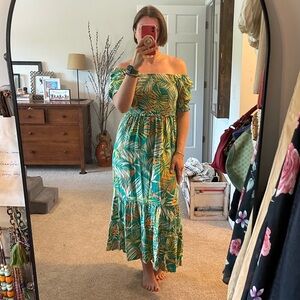 Bette Johnson Green Palm Leaf Tropical Smocked Dress